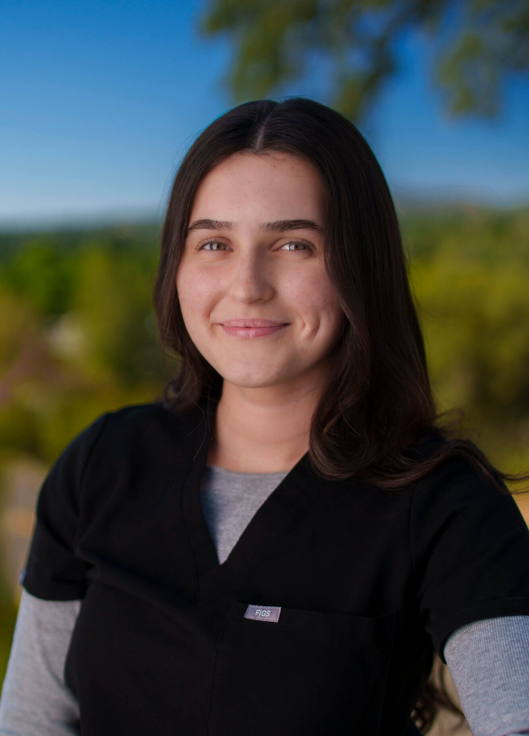 Zoya, Dental Assistant